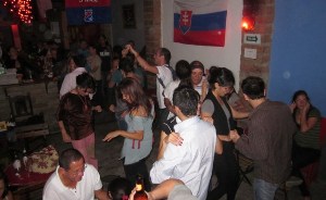 salsa-medellin-eslabon-prendido